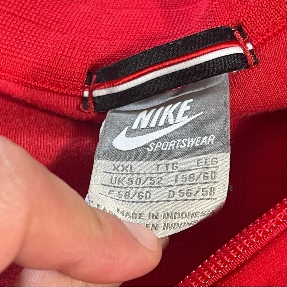 Nike Men’s Manchester United Red Soccer Jacket Size XXL‎